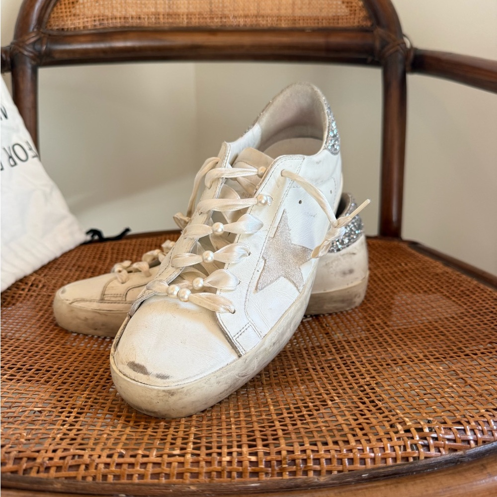 Golden goose Off-White Sneakers with Glitter Accents - Picture 2 of 7